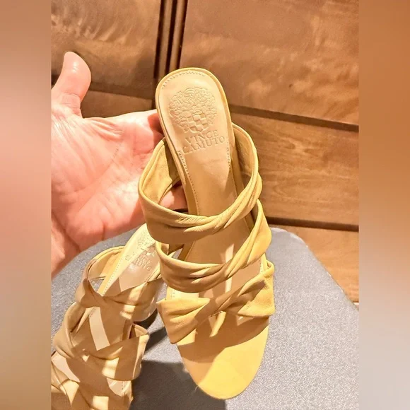 NWOT Vince Camuto Chelena Heels Dulce De Leche Color - Picture 6 of 11